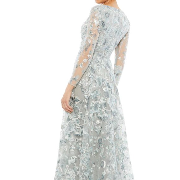 MAC DUGGAL 67869 EMBELLISHED VNECK ILLUSIONS LONG SLEEVE A-LINE PLATINUM GOWN 14 - Picture 4 of 5